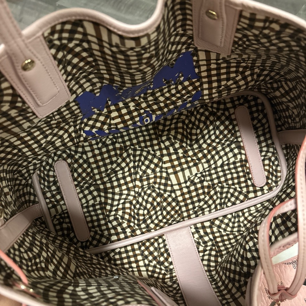 MCM Pink Logo Tote and Pouch Set - Picture 3 of 6